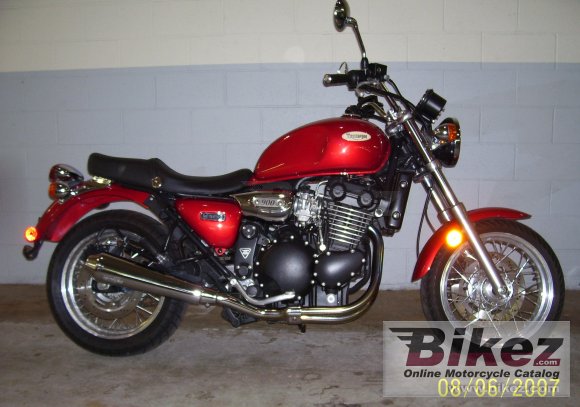 1999 Triumph Legend TT photo